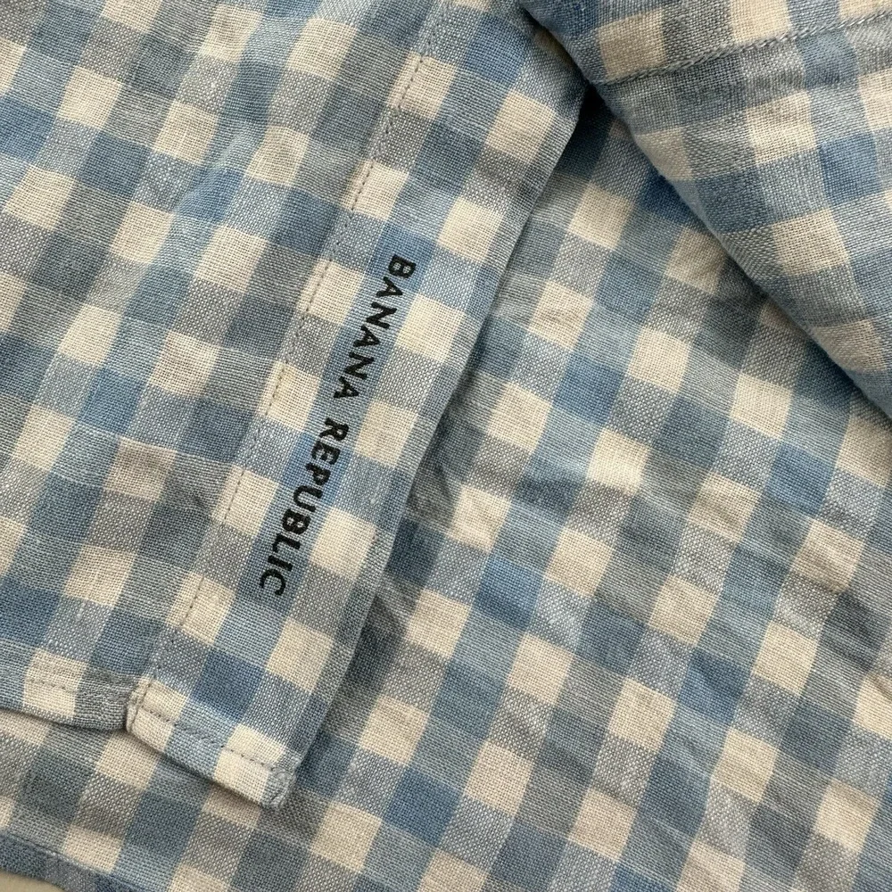 Banana Republic 100% Linen Shirt Men Medium White Blue Gingham Plaid Long Sleeve